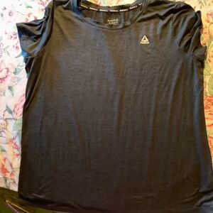 Reebok Athletic Wear Charcoal Gray Crew Neck Short  Sleeve Tee Size X-Large